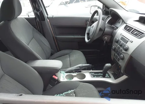 2010 Ford Focus Se из США, поврежденный, VIN 1FAHP3FN1AW220531